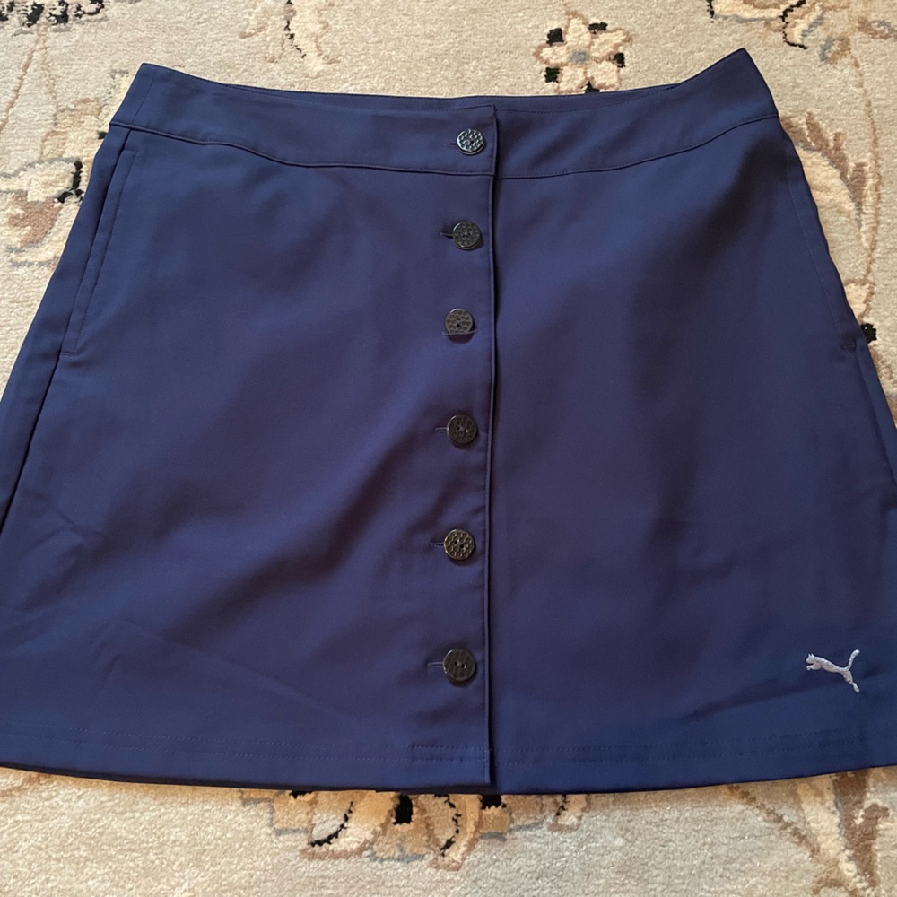 Navy blue Puma skirt